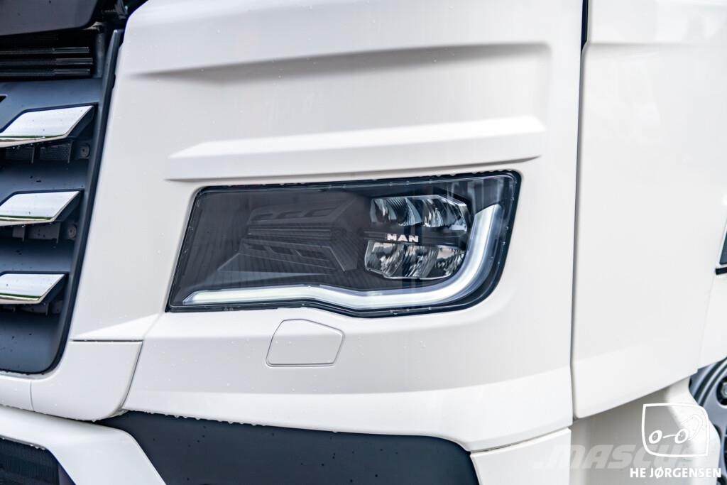 MAN TGX 26.520 6x2/2 BL SA Tractor Units
