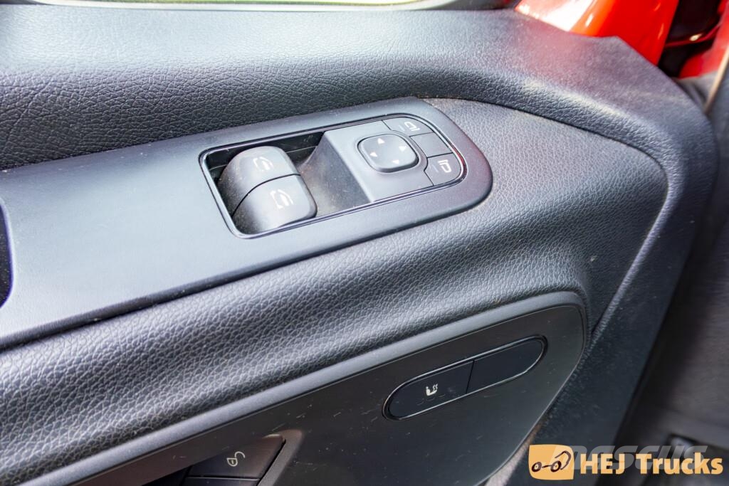 Mercedes-Benz Sprinter 6x2 m. Fejeblad Otros camiones