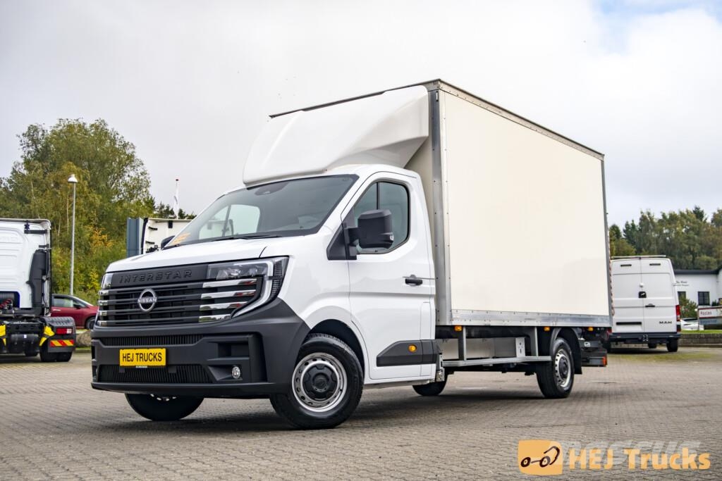 Nissan Interstar Box/Lift Lätta lastbilar