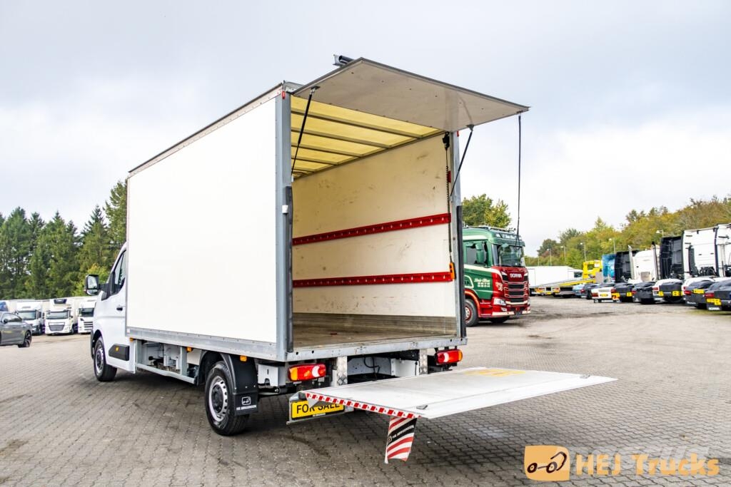 Nissan Interstar Box/Lift Lätta lastbilar