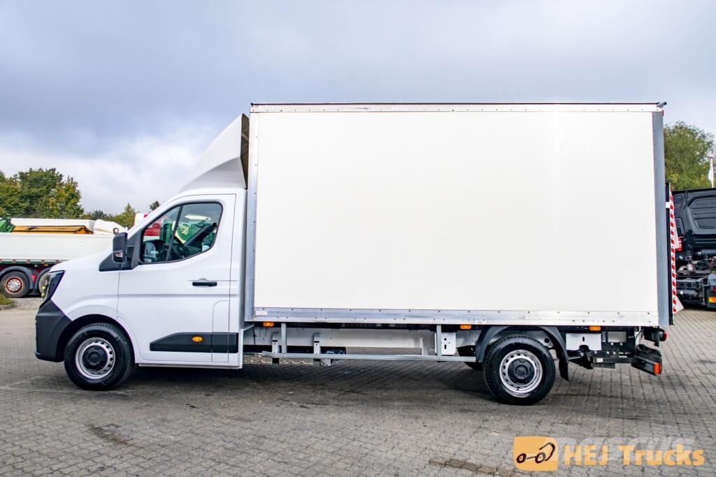 Nissan Interstar Box/Lift Lätta lastbilar