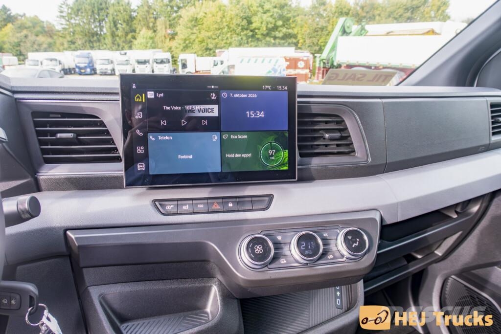 Nissan Interstar Box/Lift Lätta lastbilar