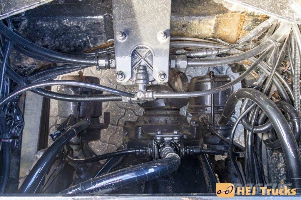 Scania R143 V8 MA6x2/4L m. Hydraulik Tegljači