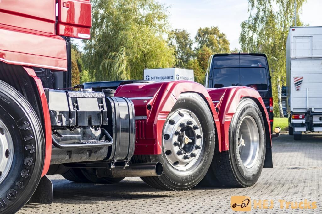 Scania R143 V8 MA6x2/4L m. Hydraulik Tegljači