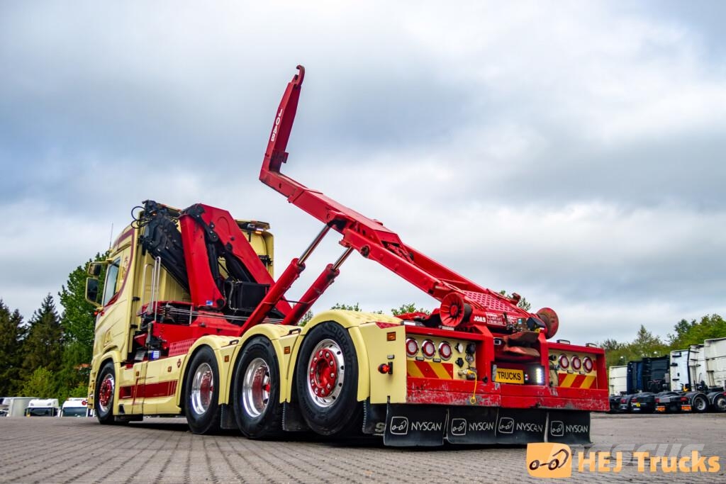 Scania R530 R8x4*4NB m. Kroghejs/Kran (HMF 2820K-5) Camiones polibrazo
