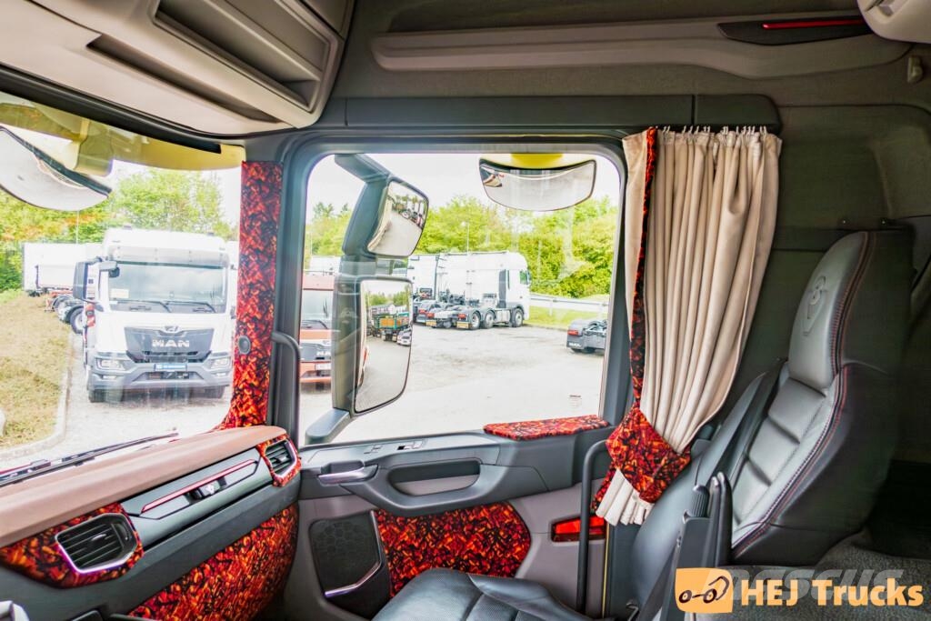 Scania R530 R8x4*4NB m. Kroghejs/Kran (HMF 2820K-5) Camiones polibrazo