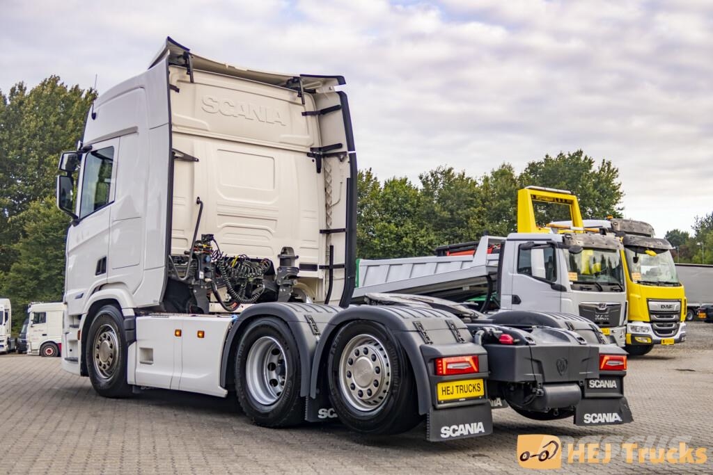 Scania R560 A6x2*4 NB m. Hydraulik Trækkere