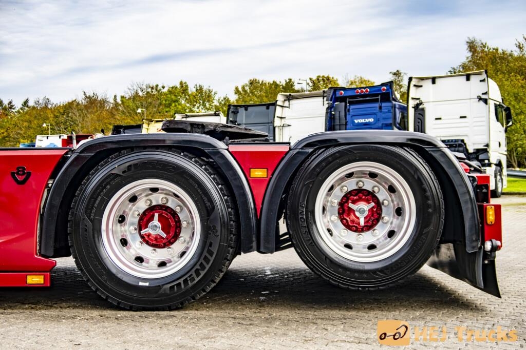 Scania R660 V8 A6x2NB Black Ruby Edition Tegljači