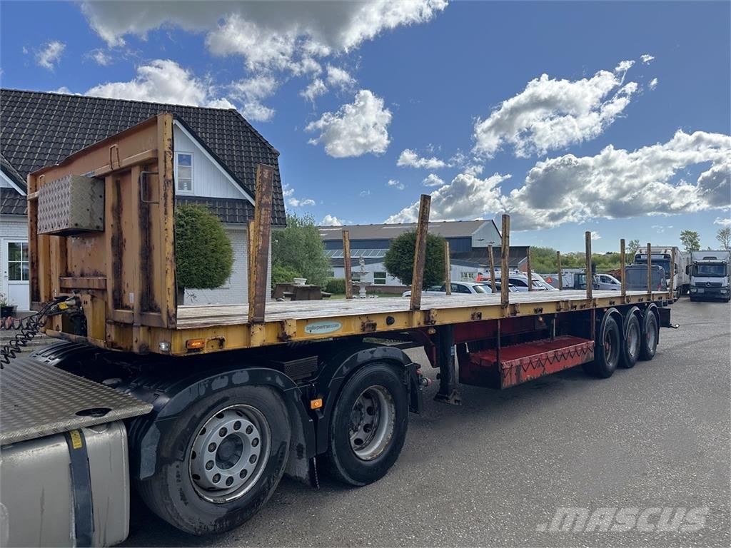 Istrail 12,60m 3 aks åben trailer Pritschenauflieger