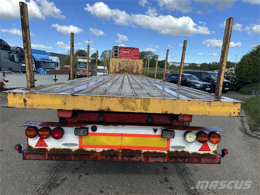 Istrail 12,60m 3 aks åben trailer Pritschenauflieger