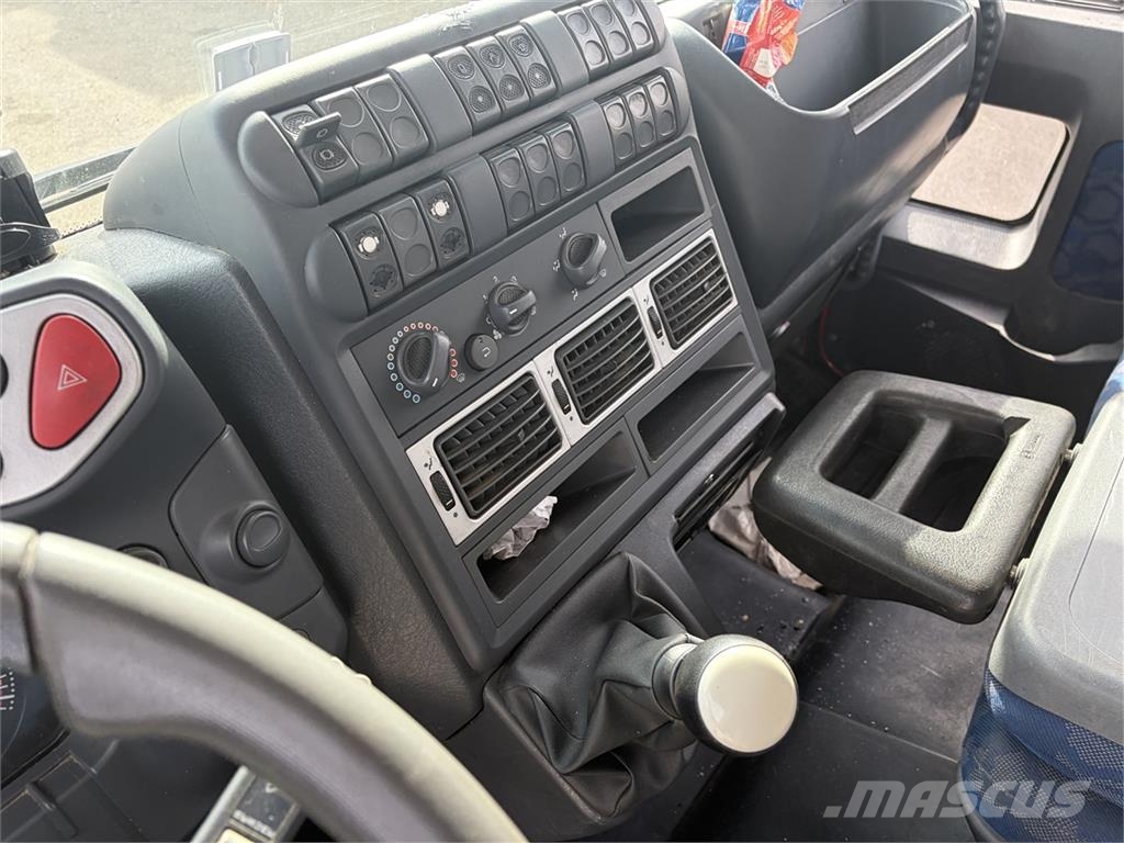 Iveco Eurocargo 120E22 Palfinger 8500 Kranwagen