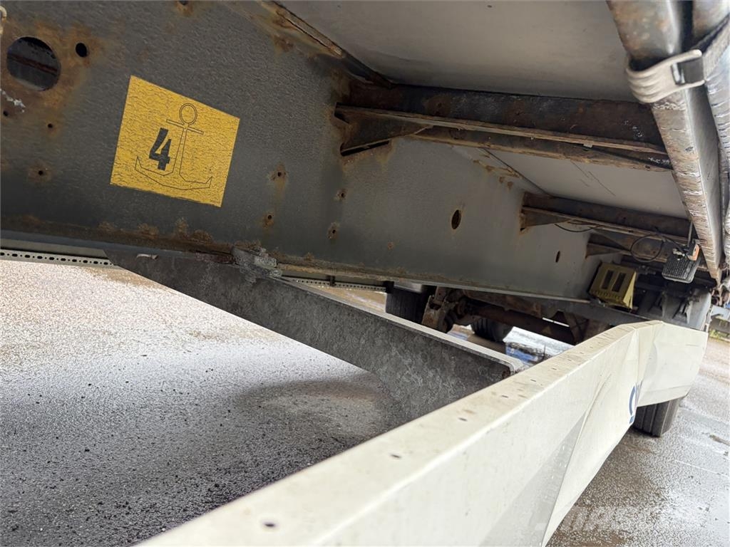 Krone 2 aks gardin trailer Semirremolques de caja de lona