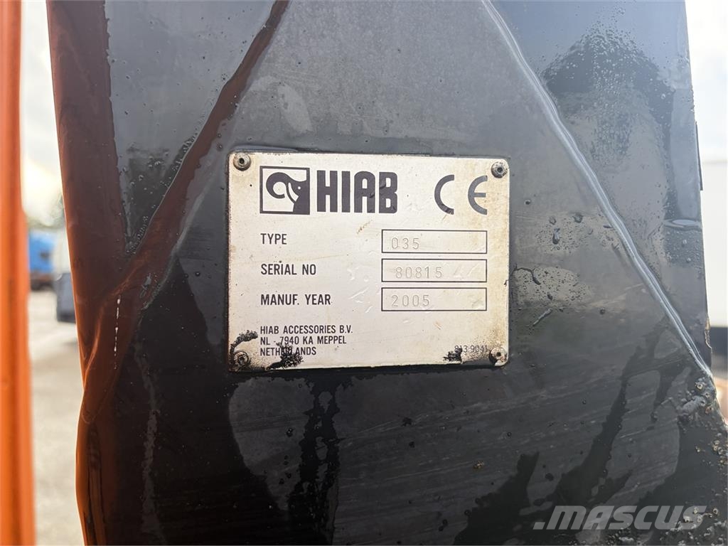 MAN 2aks Fast lad m- HIAB 035 Smagās mašīnas ar celtni