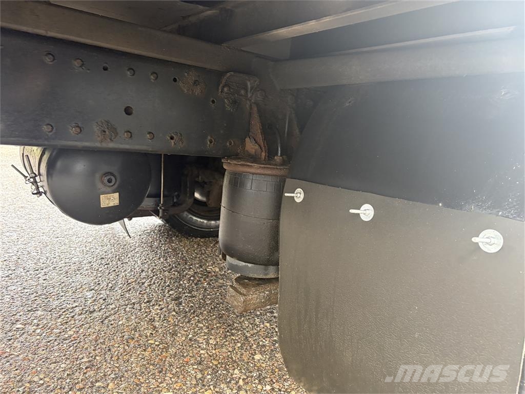 MAN 2aks Fast lad m- HIAB 035 Smagās mašīnas ar celtni