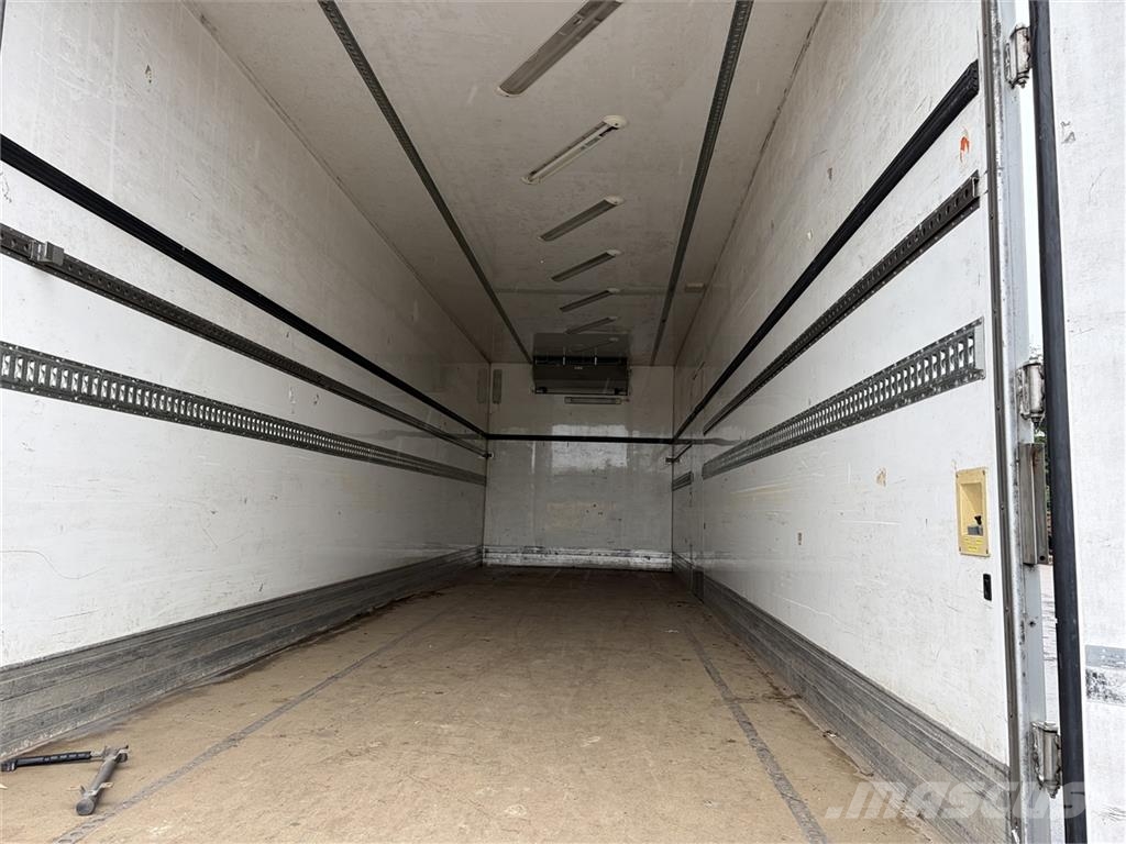 MAN TGA 18.320 Carrier Supra 850 Temperature controlled trucks