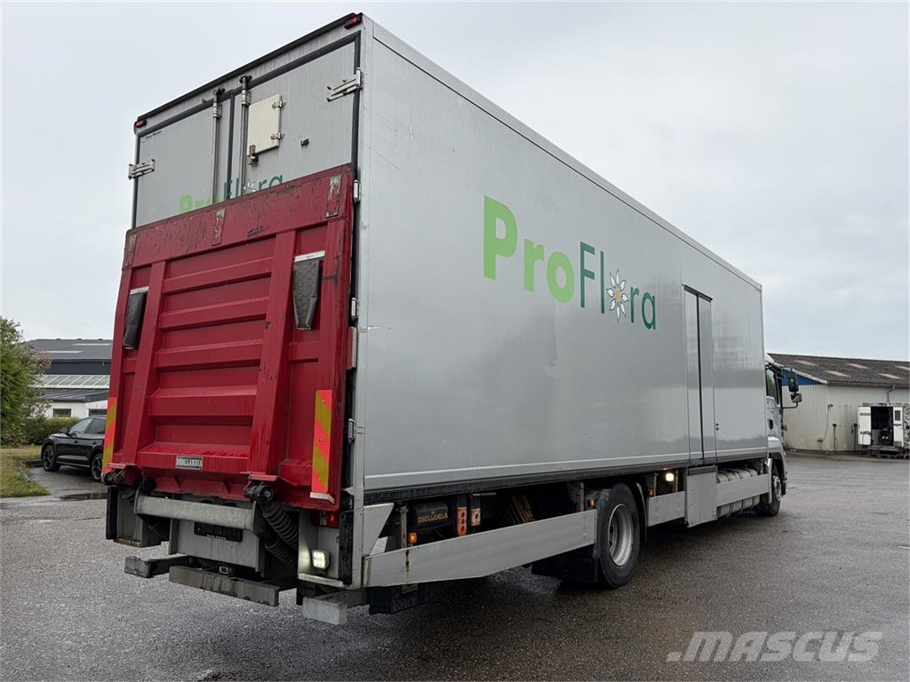 MAN TGA 18.320 Carrier Supra 850 Temperature controlled trucks