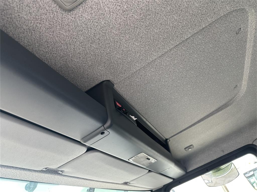 MAN TGL 12.220 4x2 Box Euro-6 12 tons Camiones caja cerrada