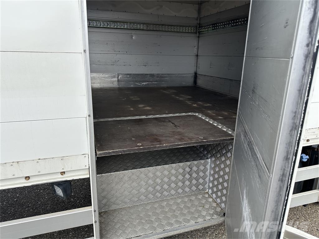 MAN TGL 12.220 4x2 Box Euro-6 12 tons Camiones caja cerrada