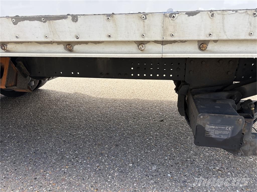 MAN TGL 12.220 4x2 Box Euro-6 شاحنات ذات هيكل صندوقي
