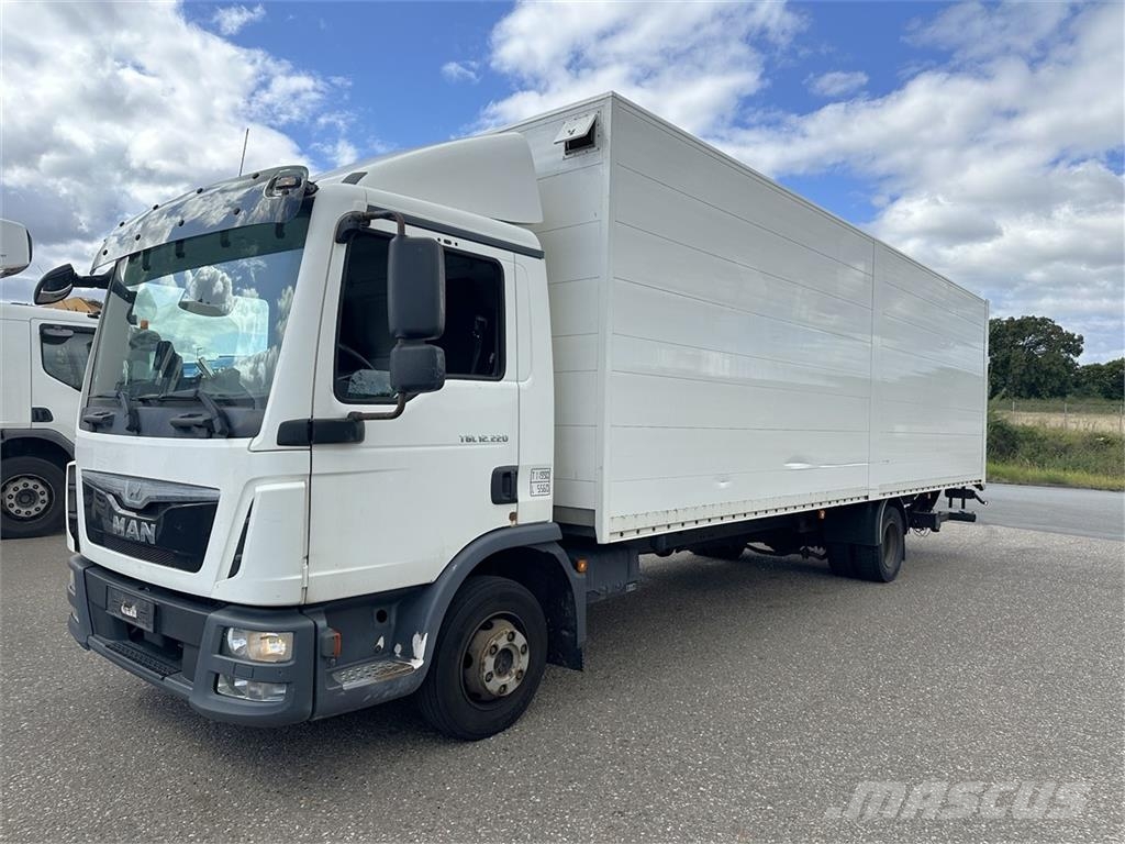 MAN TGL 12.220 4x2 Box Euro-6 12 tons Camiones caja cerrada
