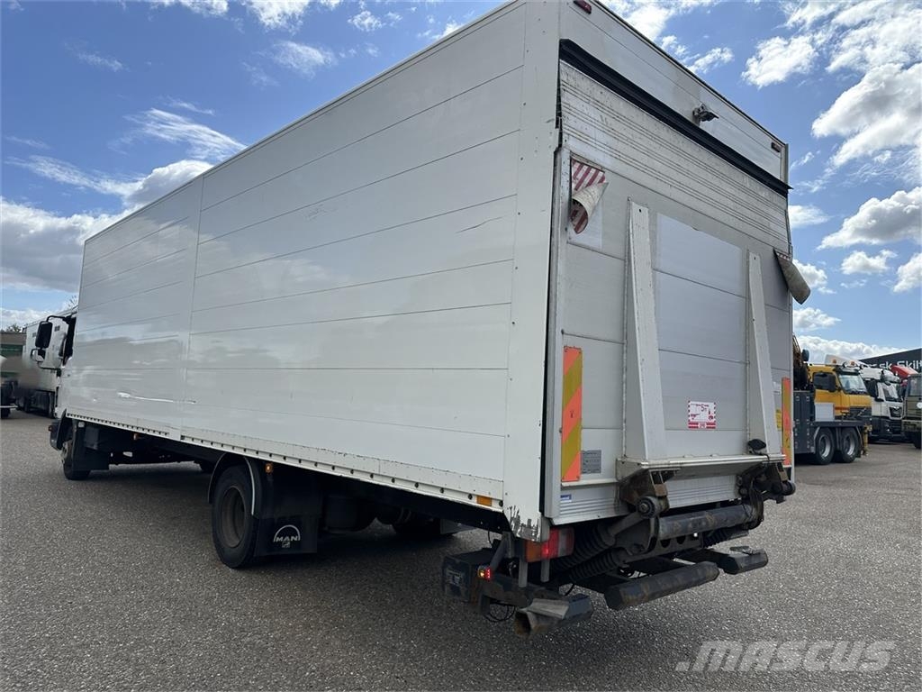 MAN TGL 12.220 4x2 Box Euro-6 12 tons Camiones caja cerrada