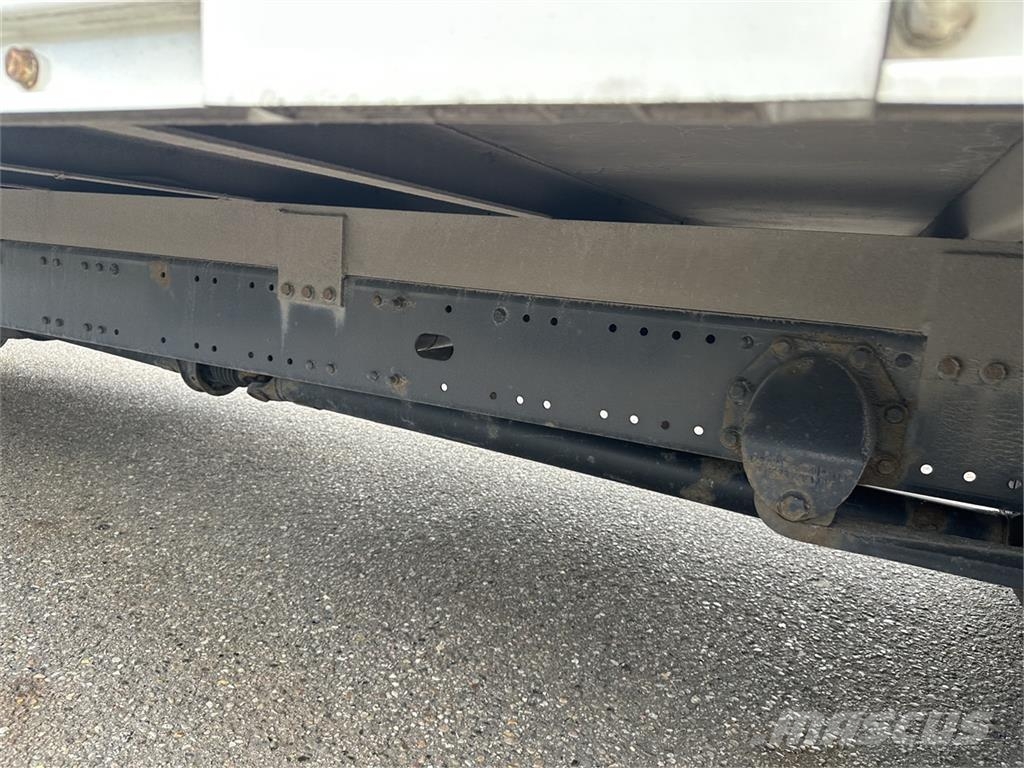 MAN TGL 12.220 4x2 Box Euro-6 12 tons Camiones caja cerrada