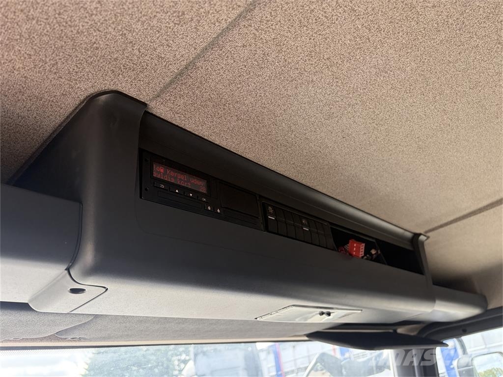 MAN TGL 8.190 4x2 Box Umpikorikuorma-autot
