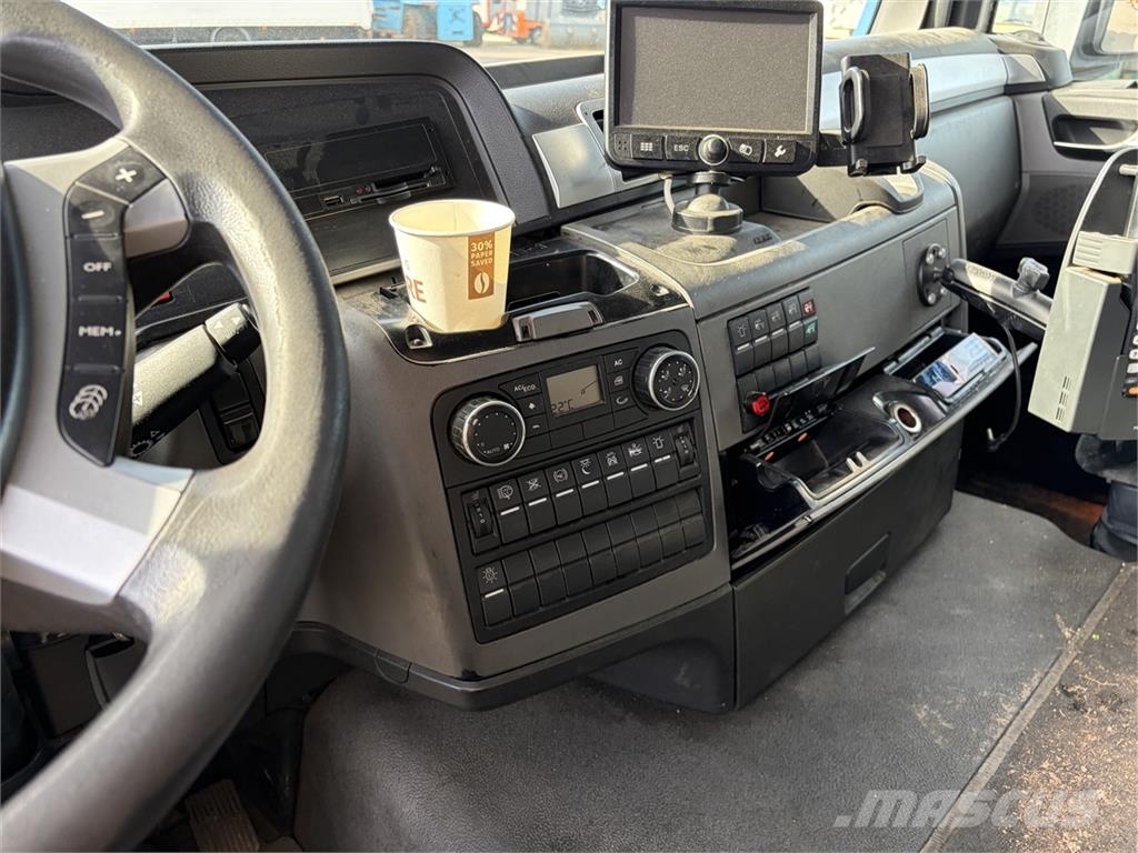 MAN TGS 18.400 4x2 Tractor Units