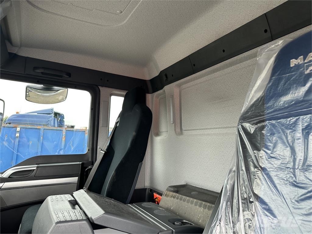 MAN TGS 26.420 6x2 Box Euro-6 euro-6 Camion Fourgon