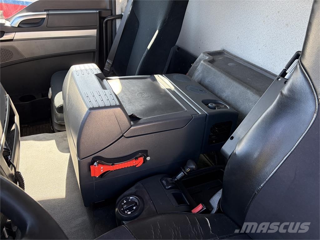 MAN TGS 26.420 6x2 Box Euro-6 euro-6 Camiones caja cerrada