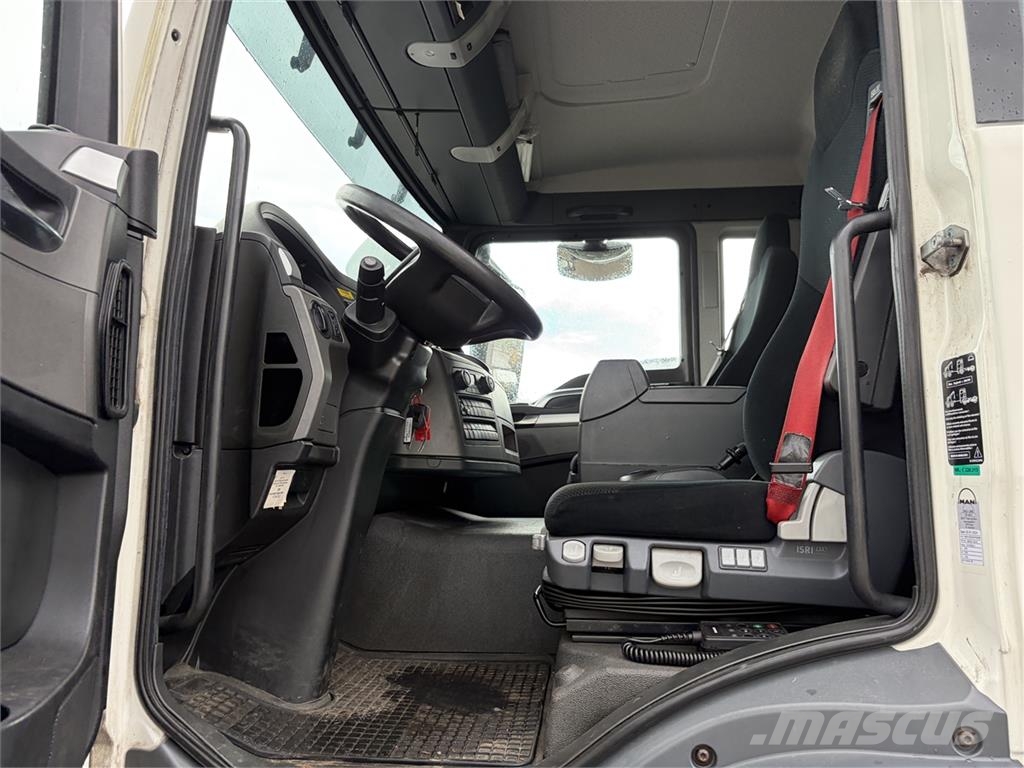 MAN TGS 26.420 6x2 Box Euro-6 euro-6 Camiones caja cerrada