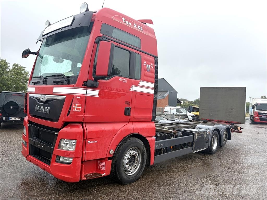 MAN TGX 26.440 6x2 BDF Euro-6 Camion portacontainer