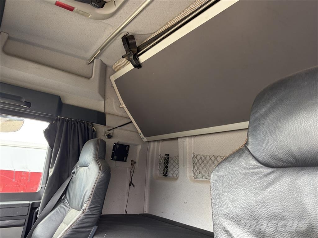 MAN TGX 35.560 8x4 Caminhões desmontáveis