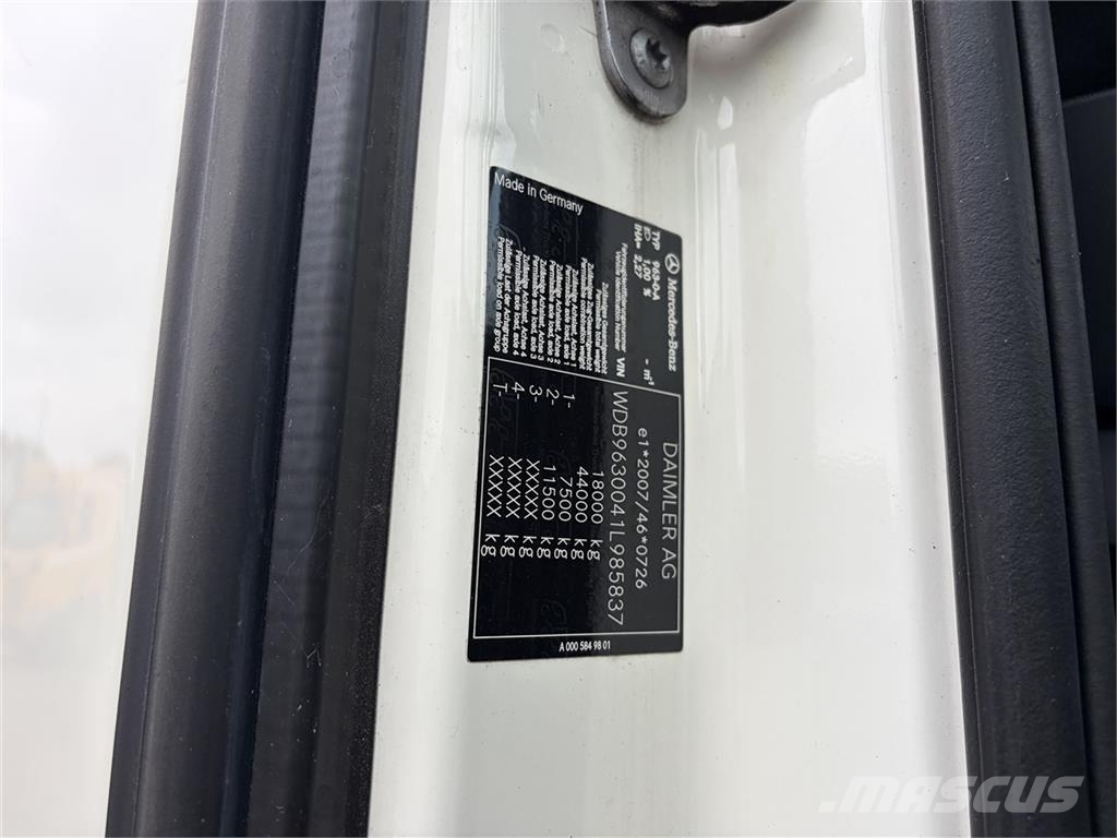 Mercedes-Benz 1836 4x2 Fragt - Euro 6 Caminhões com cortinas laterais