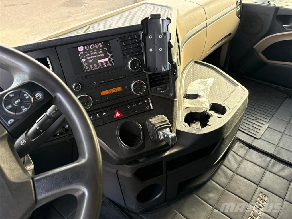 Mercedes-Benz 1836 4x2 Fragt - Euro 6 Priekabos su tentu