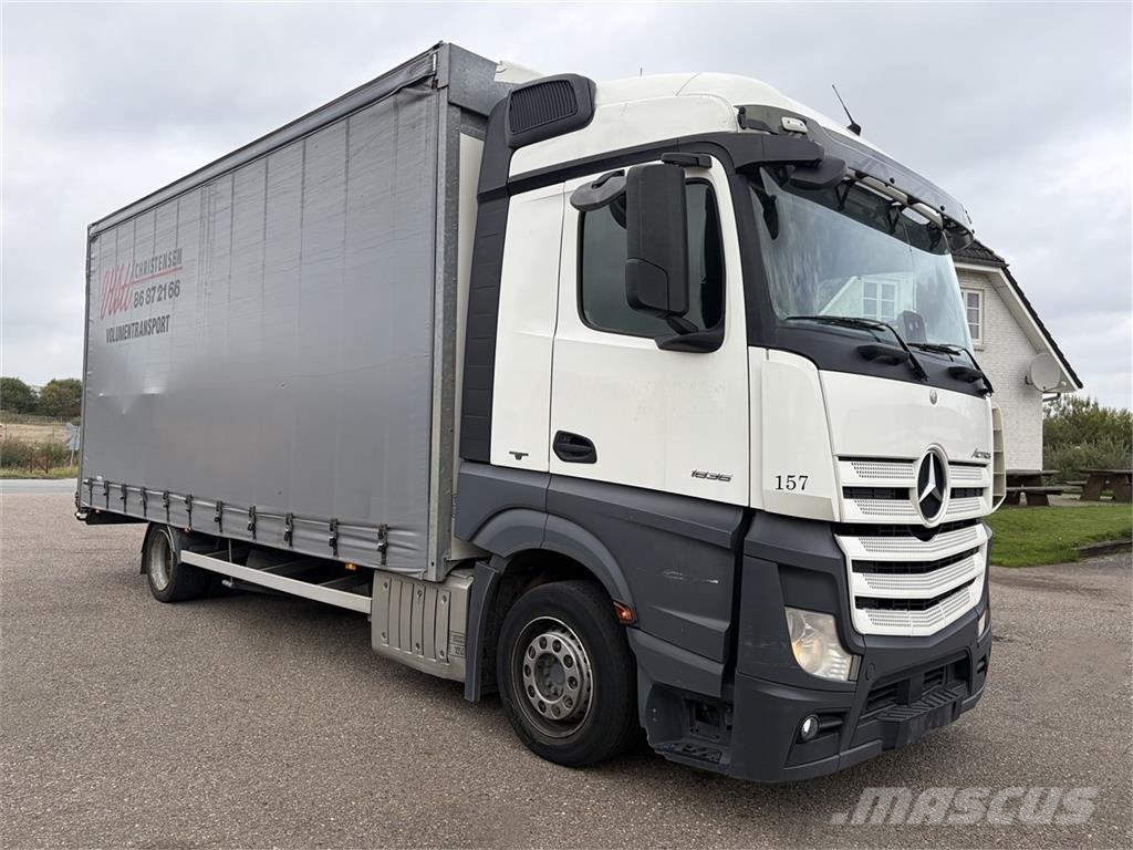 Mercedes-Benz 1836 4x2 Fragt - Euro 6 Caminhões com cortinas laterais