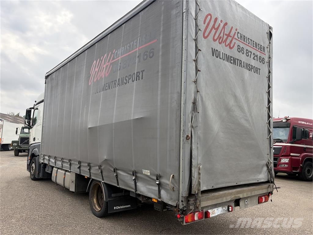 Mercedes-Benz 1836 4x2 Fragt - Euro 6 Caminhões com cortinas laterais
