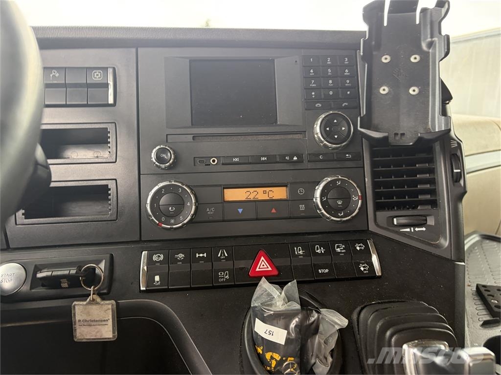 Mercedes-Benz 1836 4x2 Fragt - Euro 6 Caminhões com cortinas laterais