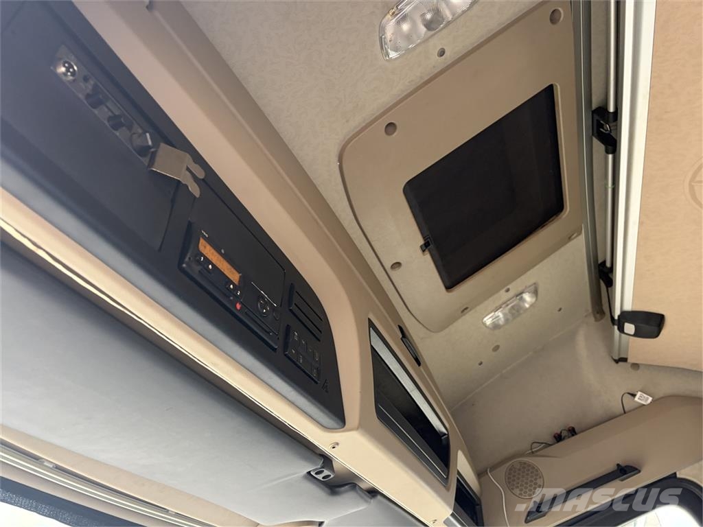 Mercedes-Benz 1836 4x2 Fragt - Euro 6 Caminhões com cortinas laterais