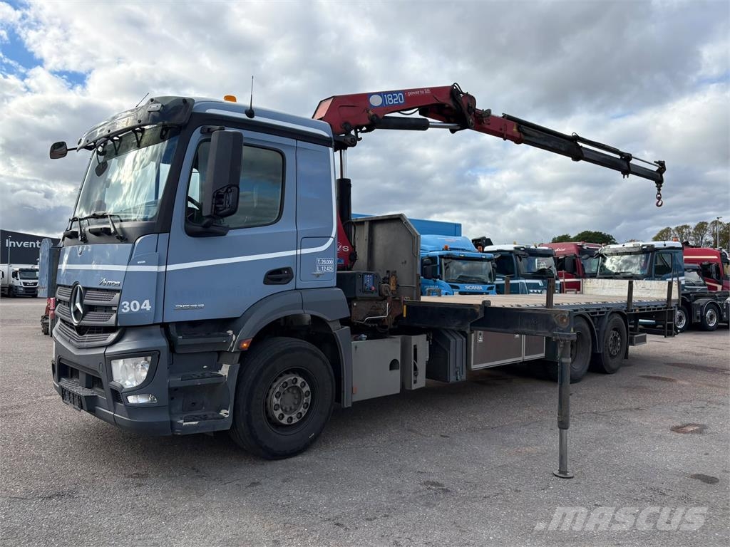 Mercedes-Benz 2533 6x2-4 fast lad m-HMF 1820 Kranwagen