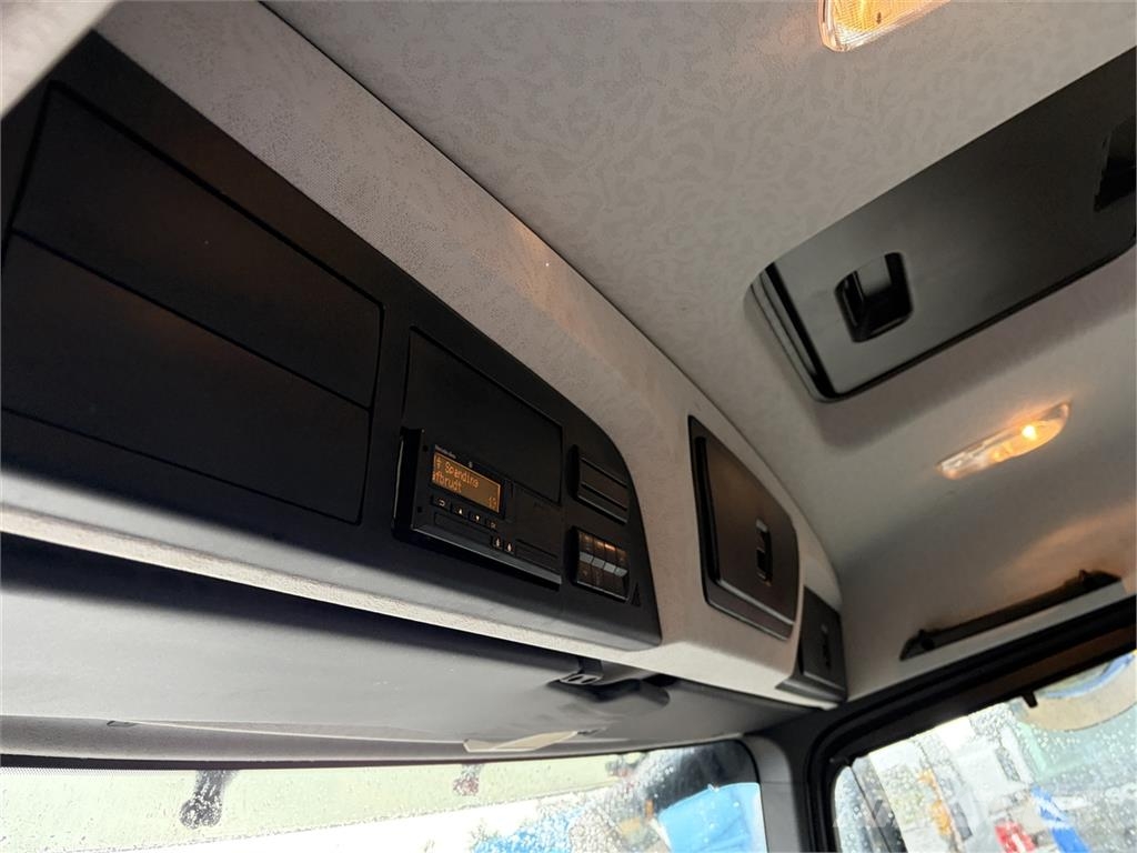 Mercedes-Benz Antos 1830 4x2 Box Sanduk kamioni