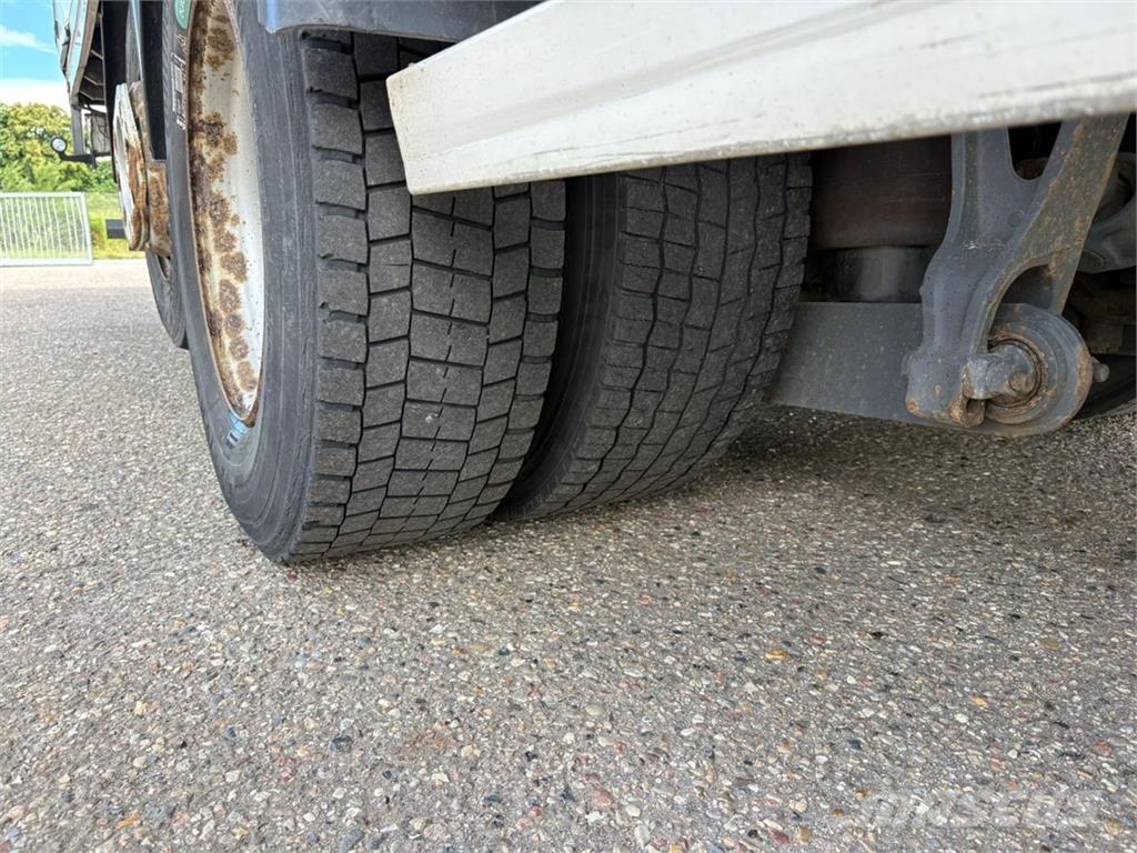 Mercedes-Benz Antos 2533 6x2 Box Euro-6 euro-6 Camiones con caja de remolque