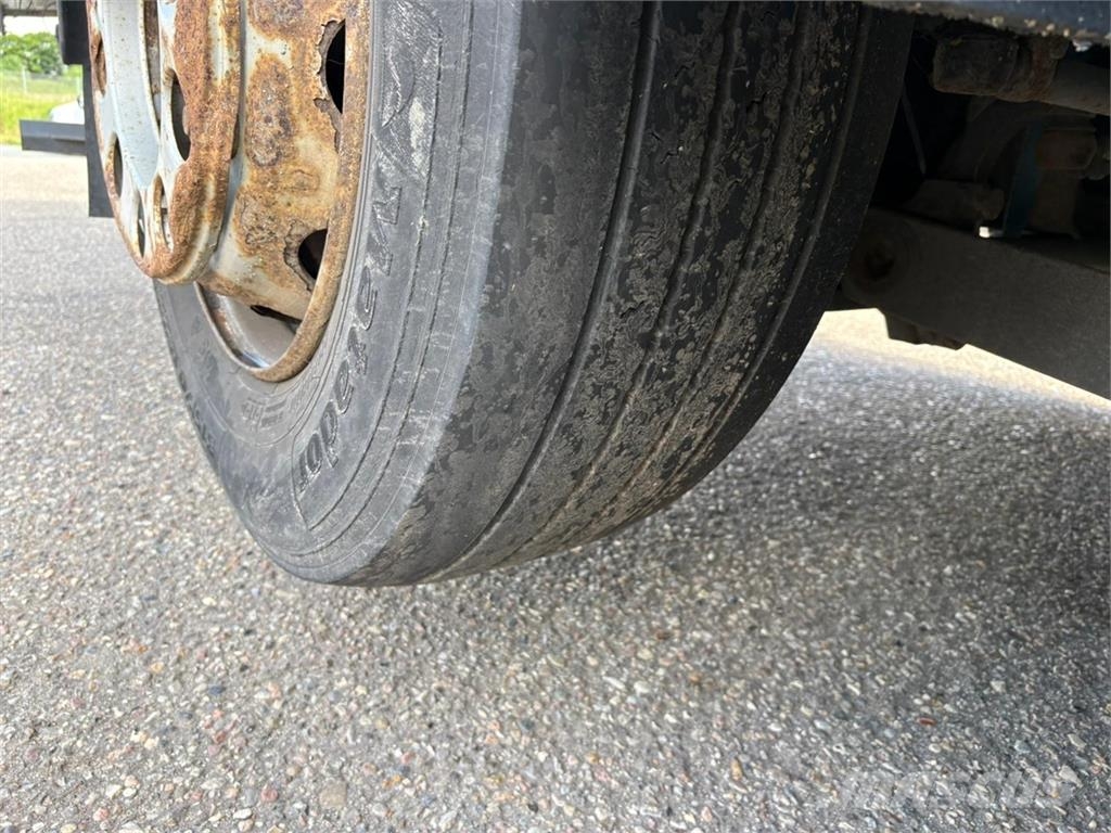 Mercedes-Benz Antos 2533 6x2 Box Euro-6 euro-6 Camiones con caja de remolque