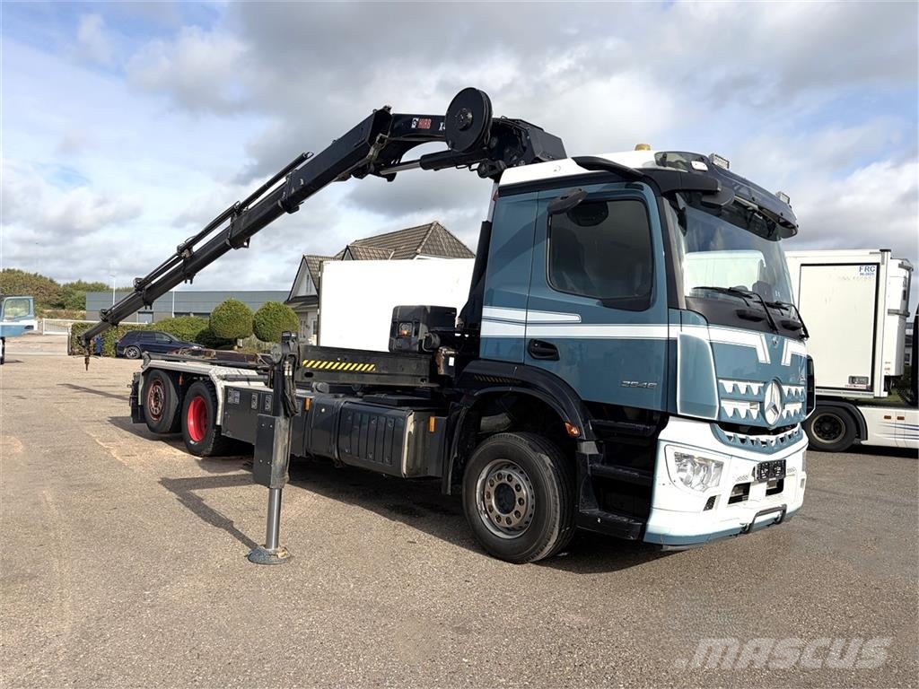 Mercedes-Benz Arocs 2546 6x2 Hiab 262 Demontažnii kamioni za podizanje kabela