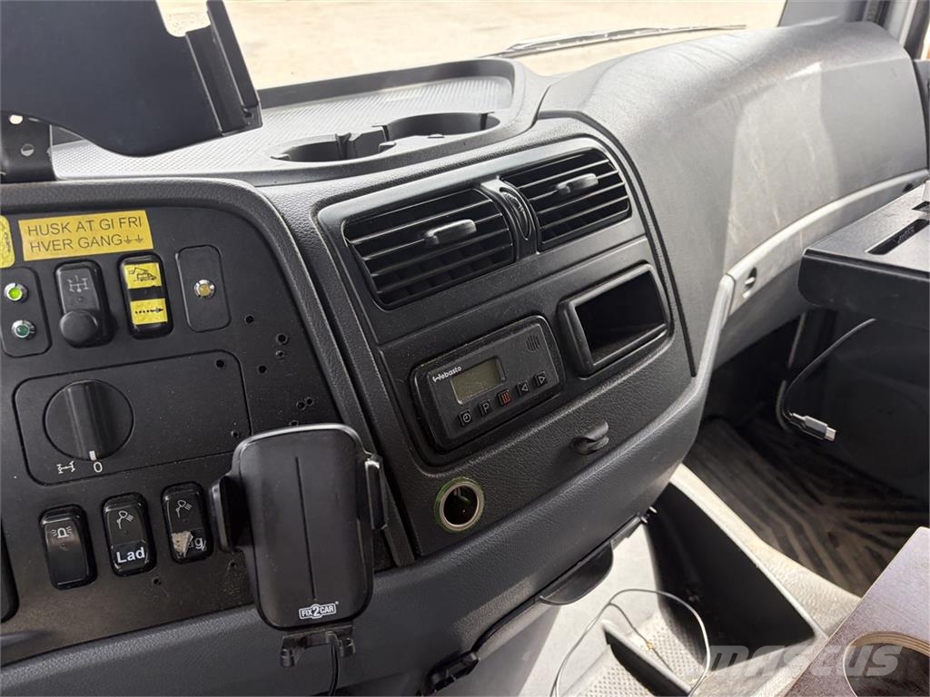 Mercedes-Benz Atego 1226 14m lift Otros camiones