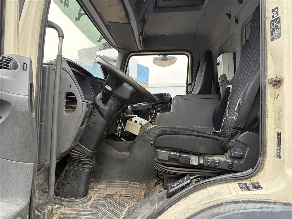 Mercedes-Benz Atego 1527 4x2 Norba 2-kammer شاحنات المخلفات