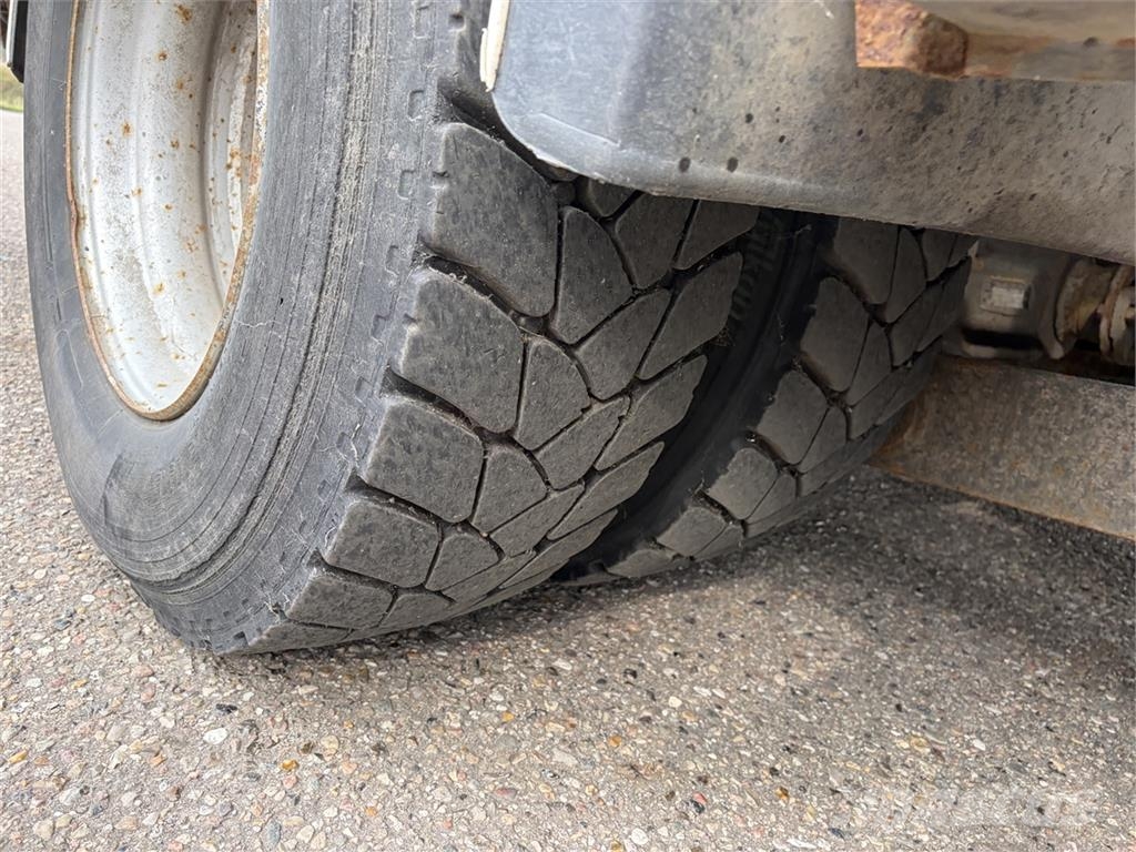 Mercedes-Benz Atego 1527 4x2 Norba 2-kammer شاحنات المخلفات