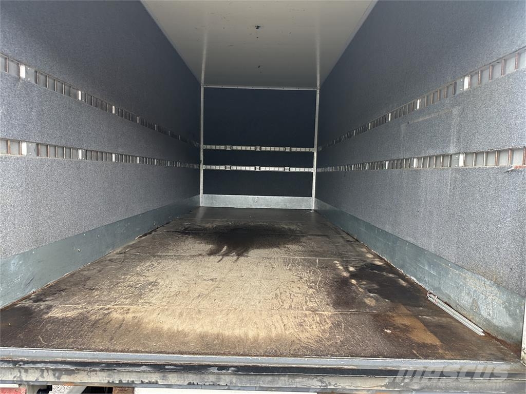 Mercedes-Benz Atego 818 Box Euro-6 euro-6 Box trucks