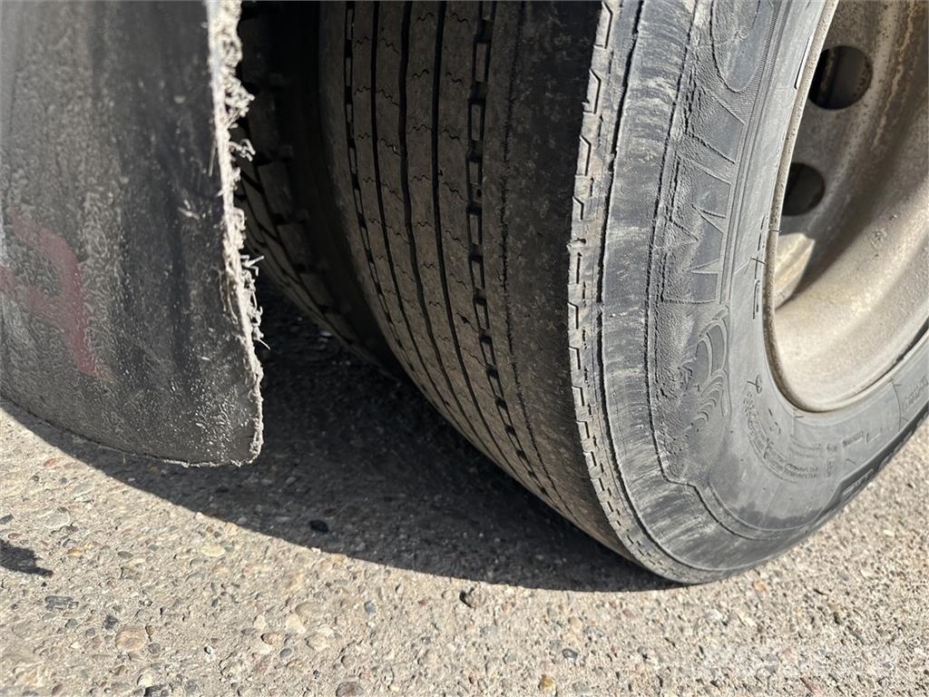 Renault Premium 300 DXI 4x2 Kølebil Külmikautod