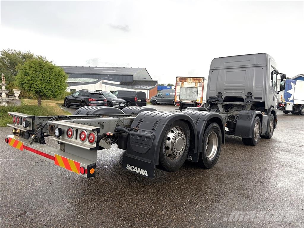 Scania G450 8x2 Chassis Шасі з кабіною